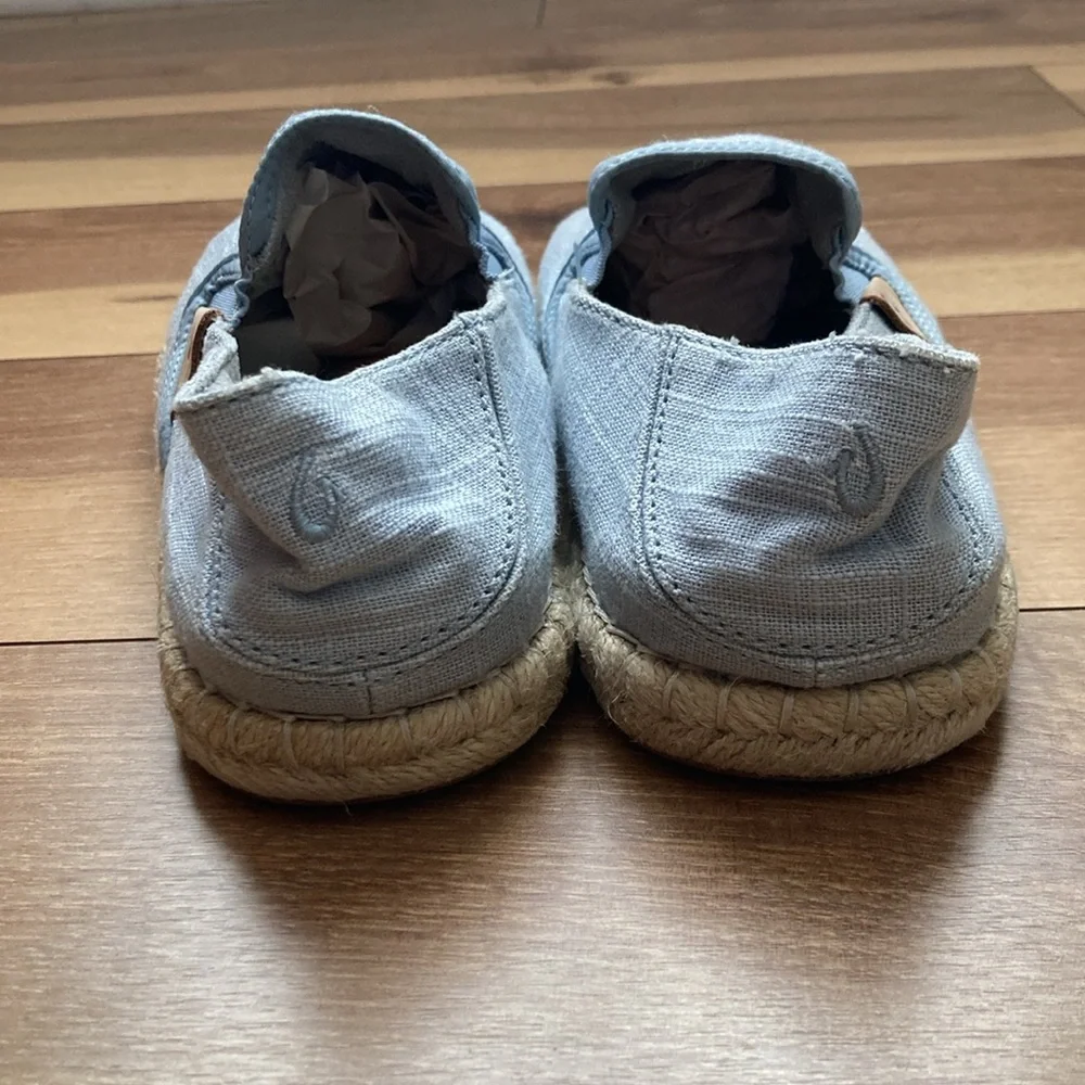 OluKai Kaula Pa’a Kapa Espadrilles. Size 8